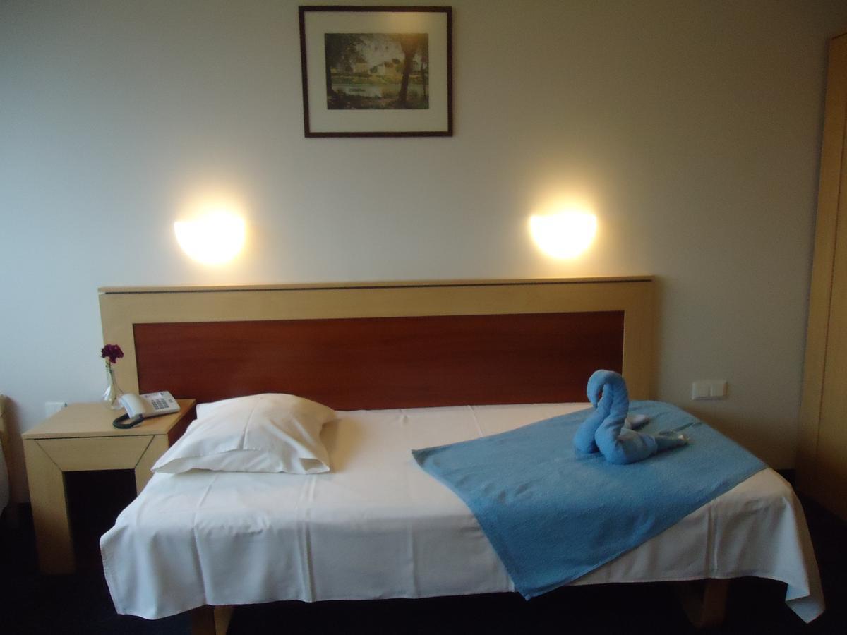 Tanagra Hotel Wilna Exterior foto